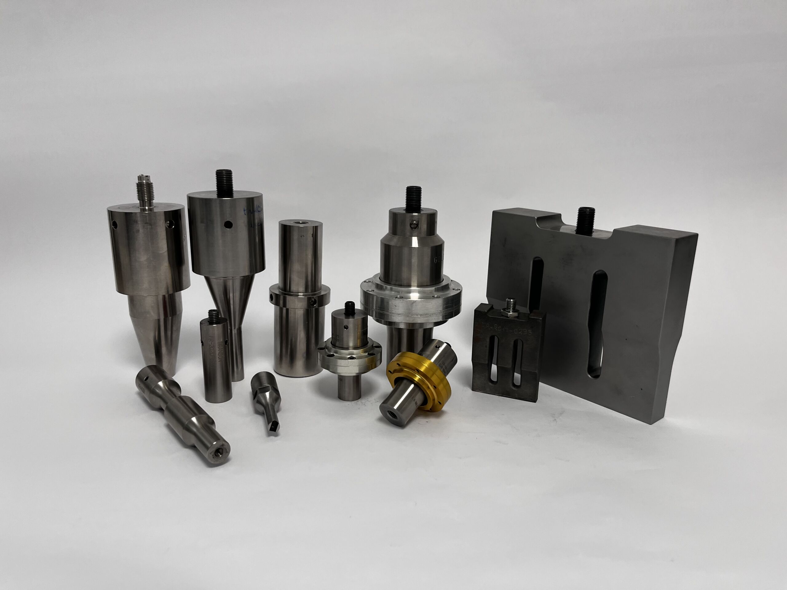 Sonotrodes_SurMesure - E-PIEZO
